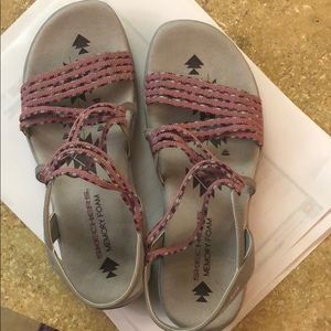 Sketchers memory foam sandals
